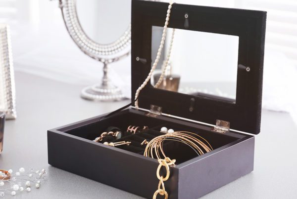 Blog - Preserve your prized jewelry and watches